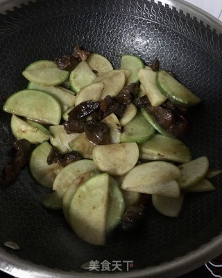 “萝卜”烧肉萝卜炖豆腐的做法步骤：8