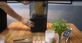 奶盖茶︱芒果雪绒的做法步骤：5