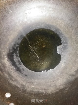 蒜苔炒香肠的做法步骤：3