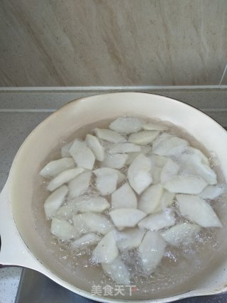 冰糖雪梨汤的做法步骤：6