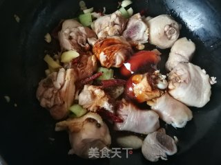 白萝卜炖鸡腿的做法步骤：10