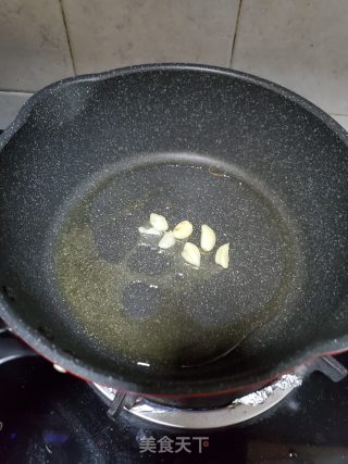 炒小白菜的做法步骤：3