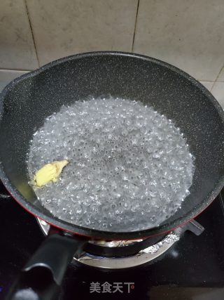 盐水大虾的做法步骤：2