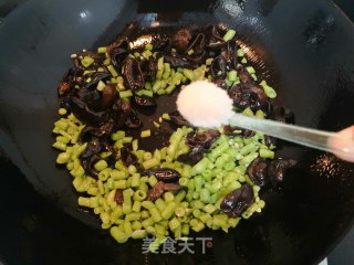 长豆木耳菌的做法步骤：14