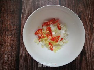 巜皇上吃什么》：海米拌菠菜的做法步骤：11