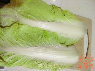 醋溜白菜丝的做法步骤：1
