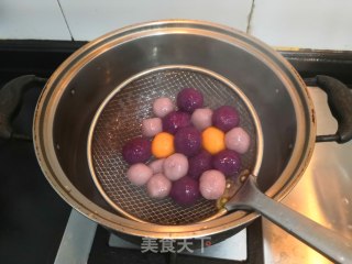 桂香椰奶薯丸的做法步骤：21