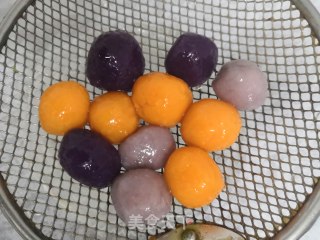 桂香椰奶薯丸的做法步骤：23