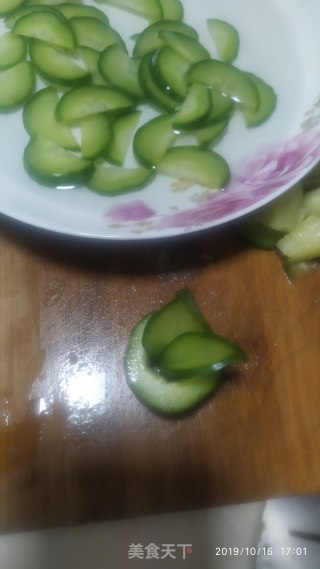 黄瓜拼花的做法步骤：5