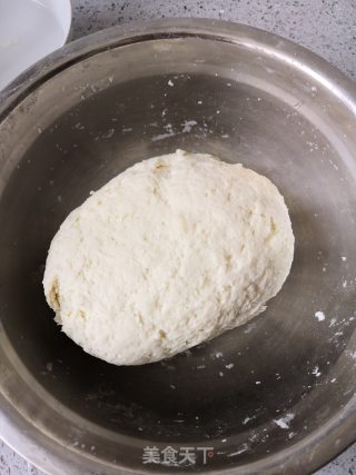 莲蓉包的做法步骤：3