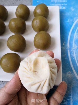 莲蓉包的做法步骤：9