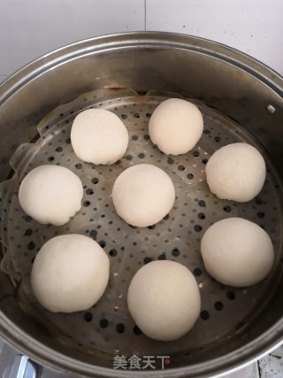莲蓉包的做法步骤：11