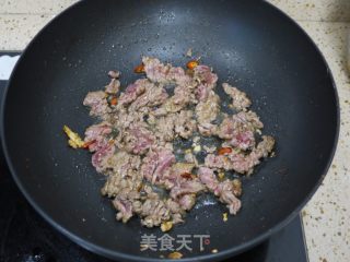 大葱炒牛肉的做法步骤：5