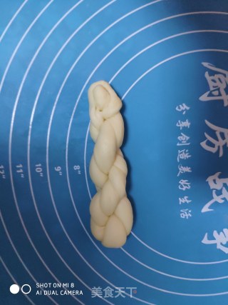软麻花的做法步骤：8