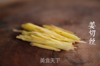 宫爆鸡丁的做法步骤：3