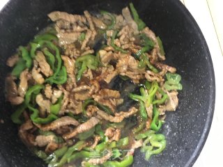 牛肉丝炒青椒的做法步骤：10