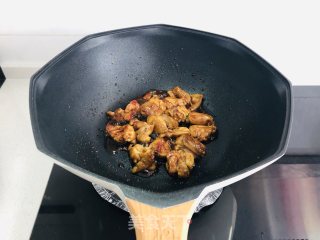 照烧鸡腿饭的做法步骤：6