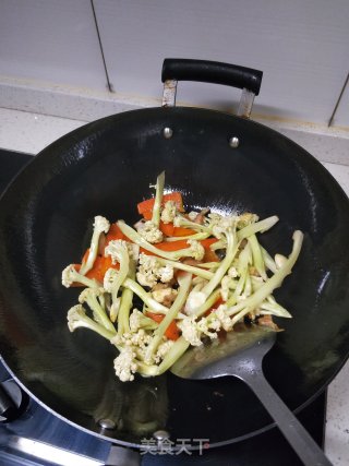 干锅花菜的做法步骤：2