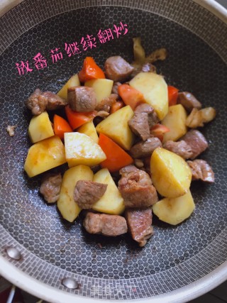 土豆烧牛腩的做法步骤：6