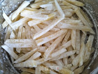 炸薯条的做法步骤：5