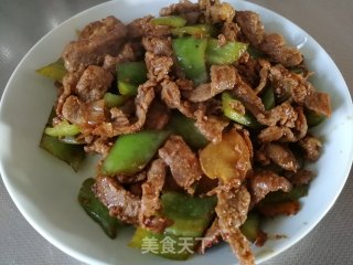 小炒牛肉的做法步骤：9