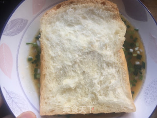 葱香鸡蛋吐司片的做法步骤：5