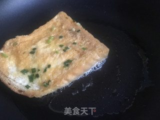 葱香鸡蛋吐司片的做法步骤：6