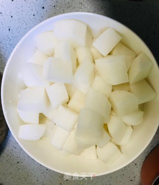 老鸭萝卜汤的做法步骤：2