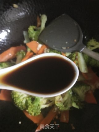 蒜蓉西蓝花的做法步骤：4