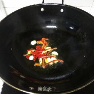 韭菜炒豆干的做法步骤：3