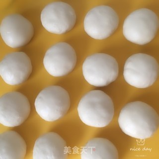 韭菜鸡蛋馅饼的做法步骤：4