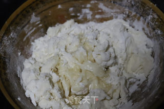 香酥葱油饼的做法步骤：3