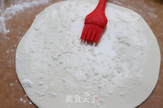 香酥葱油饼的做法步骤：7