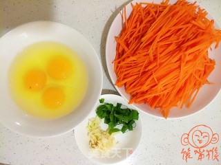胡萝卜炒鸡蛋的做法步骤：2
