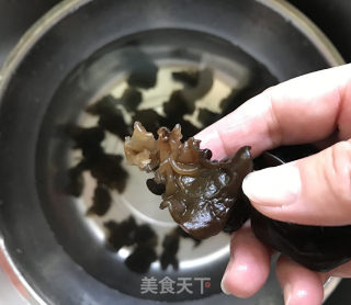 山药木耳鸭翅汤的做法步骤：5