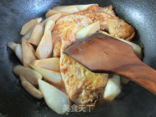 茭白烧鸡蛋的做法步骤：11