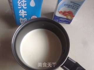 奶香炖蛋的做法步骤：1