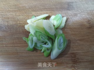 土豆炖牛肉的做法步骤：3