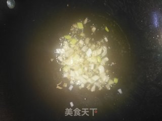 包菜炒腊肠的做法步骤：5