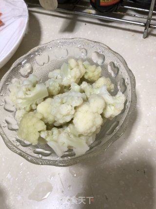 三蔬牛肉烩饭的做法步骤：1