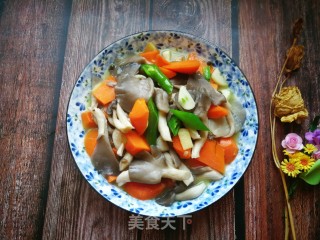 胡萝卜炒平菇的做法步骤：10
