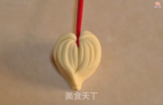 心形花卷的做法步骤：8