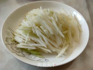 醋溜苤蓝的做法步骤：1