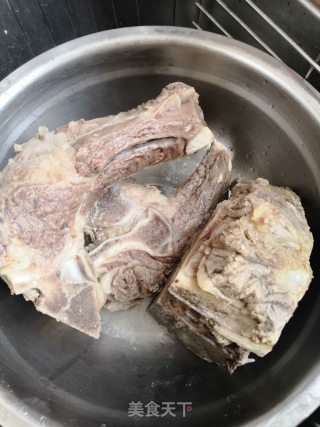 酱牛大骨的做法步骤：4