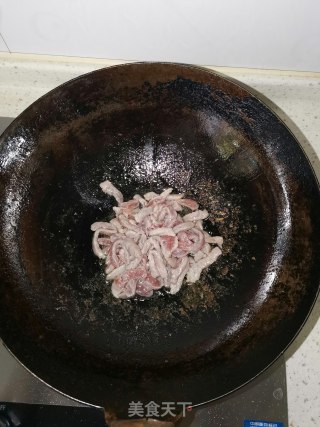 香菜炒肉的做法步骤：4
