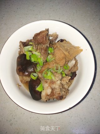 猴头菇排骨汤的做法步骤：6