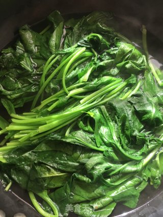 芝麻酱拌菠菜的做法步骤：4