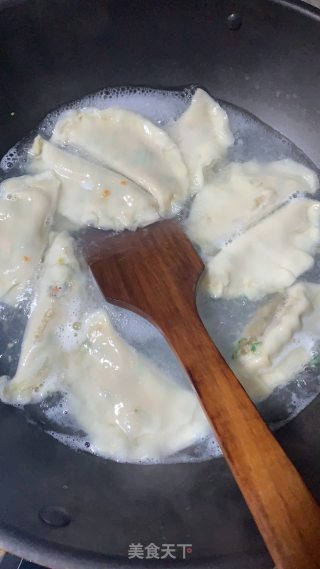 三鲜饺子的做法步骤：6