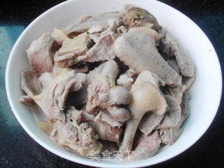 胡萝卜玉米鸽子汤的做法步骤：4