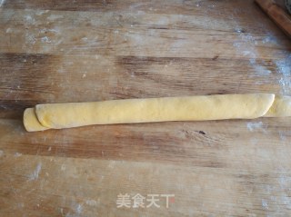 南瓜花卷的做法步骤：9